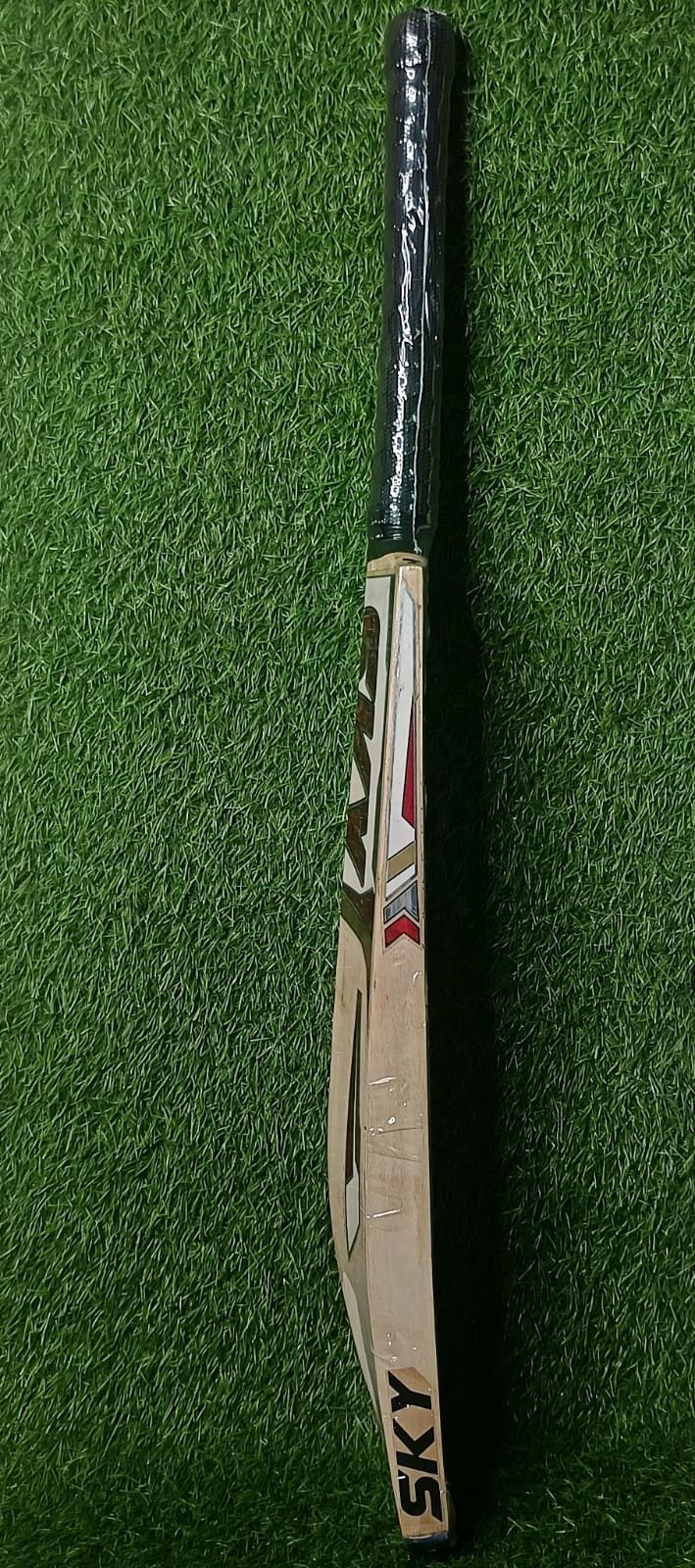 SKY ALPHA EDITION ENGLISH WILLOW BAT