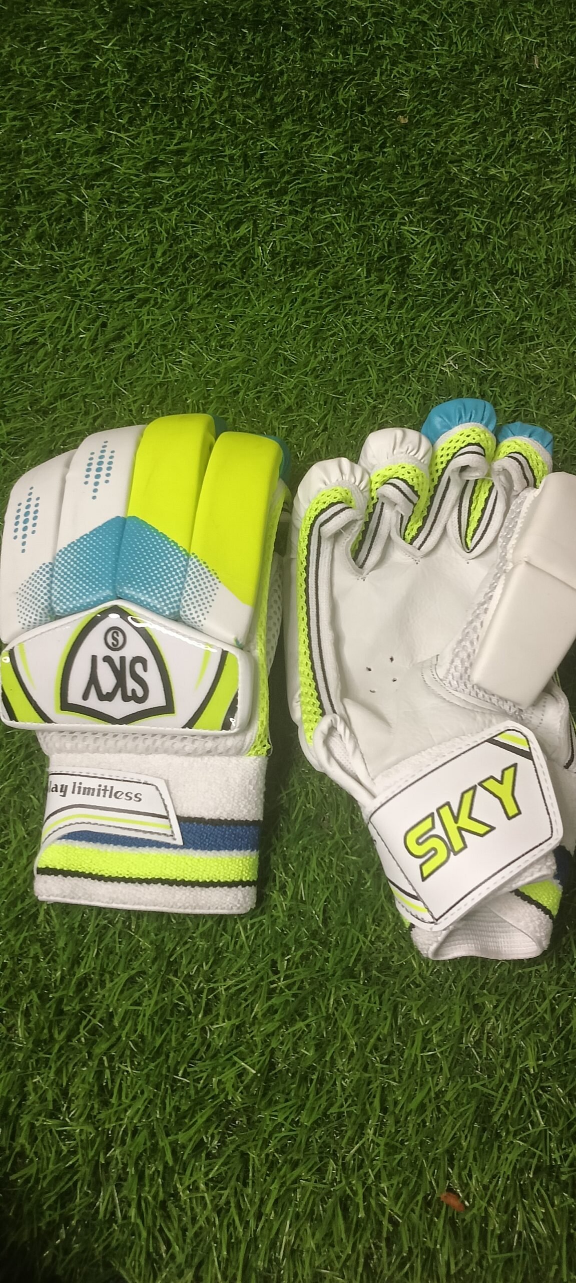 Sky Academy Batting Gloves (Kids & Beginners) Rh,Lh