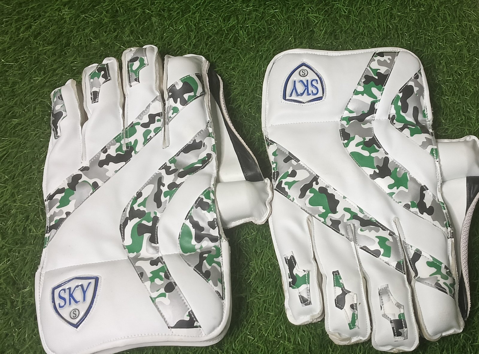 SKY WARRIOR KEEPING GLOVE MENS