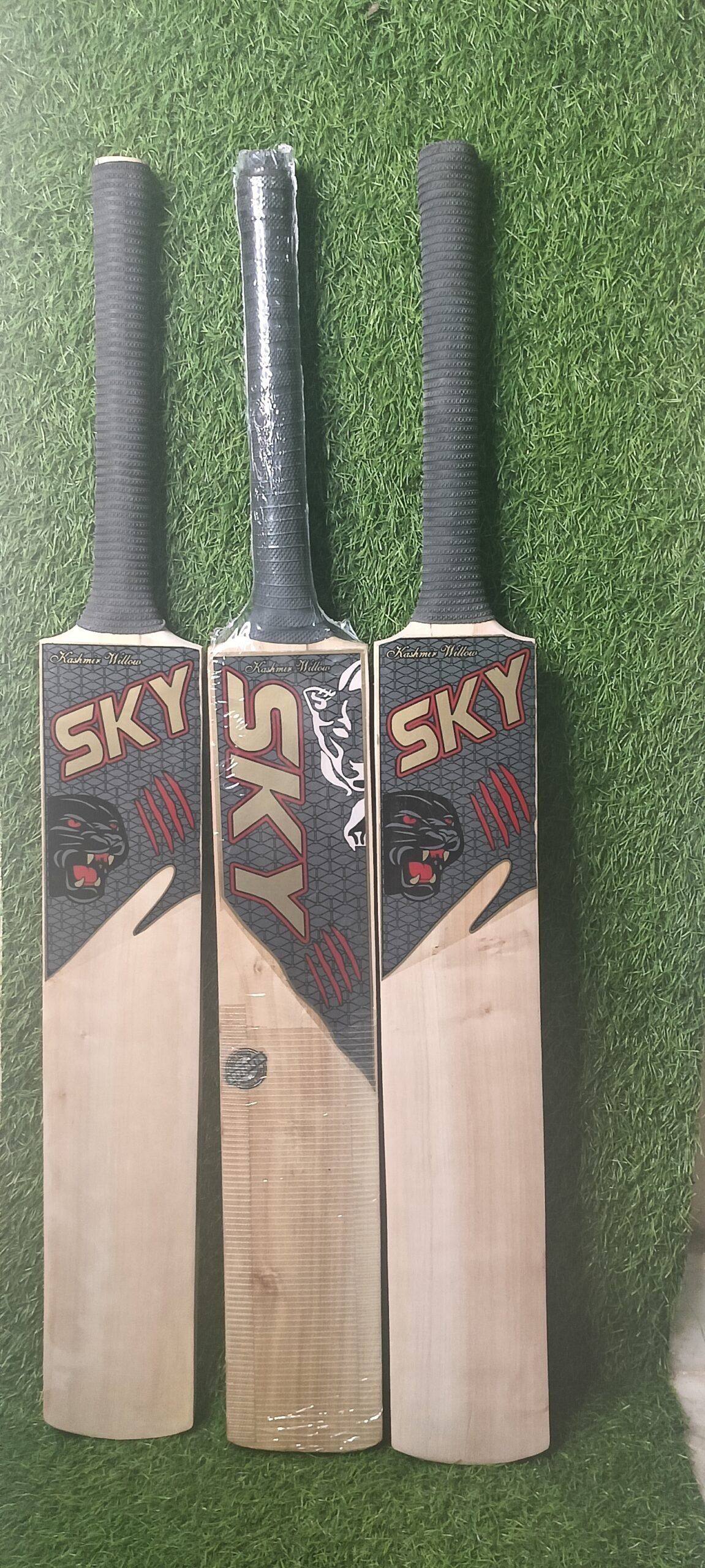 Sky Top Grade Kashmir Willow Bats Men’s