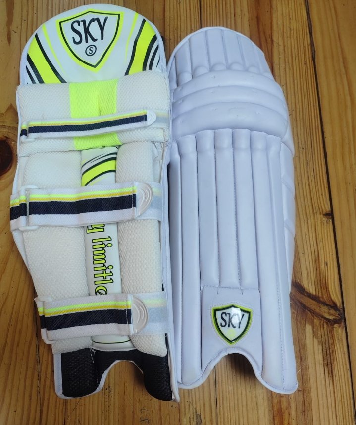 Sky Cricket Junior Kit