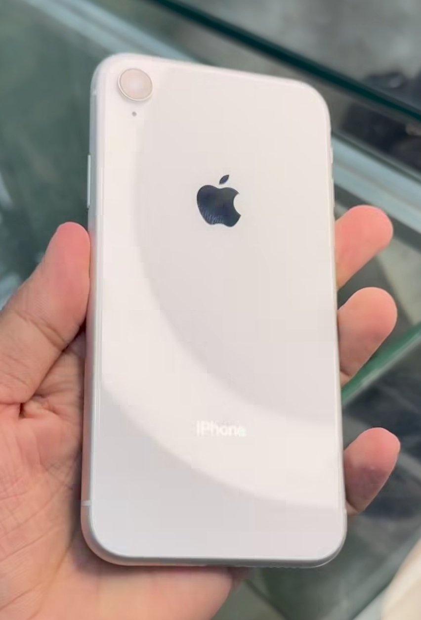 iPhone XR