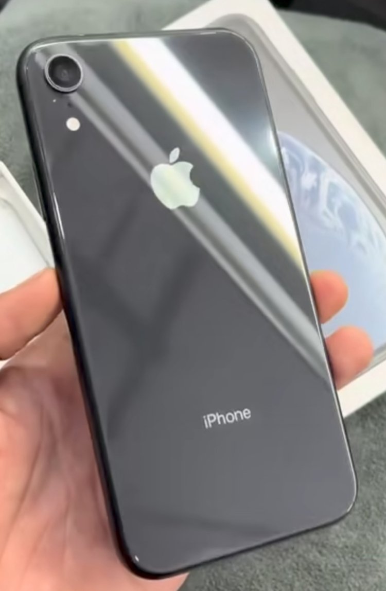iPhone XR