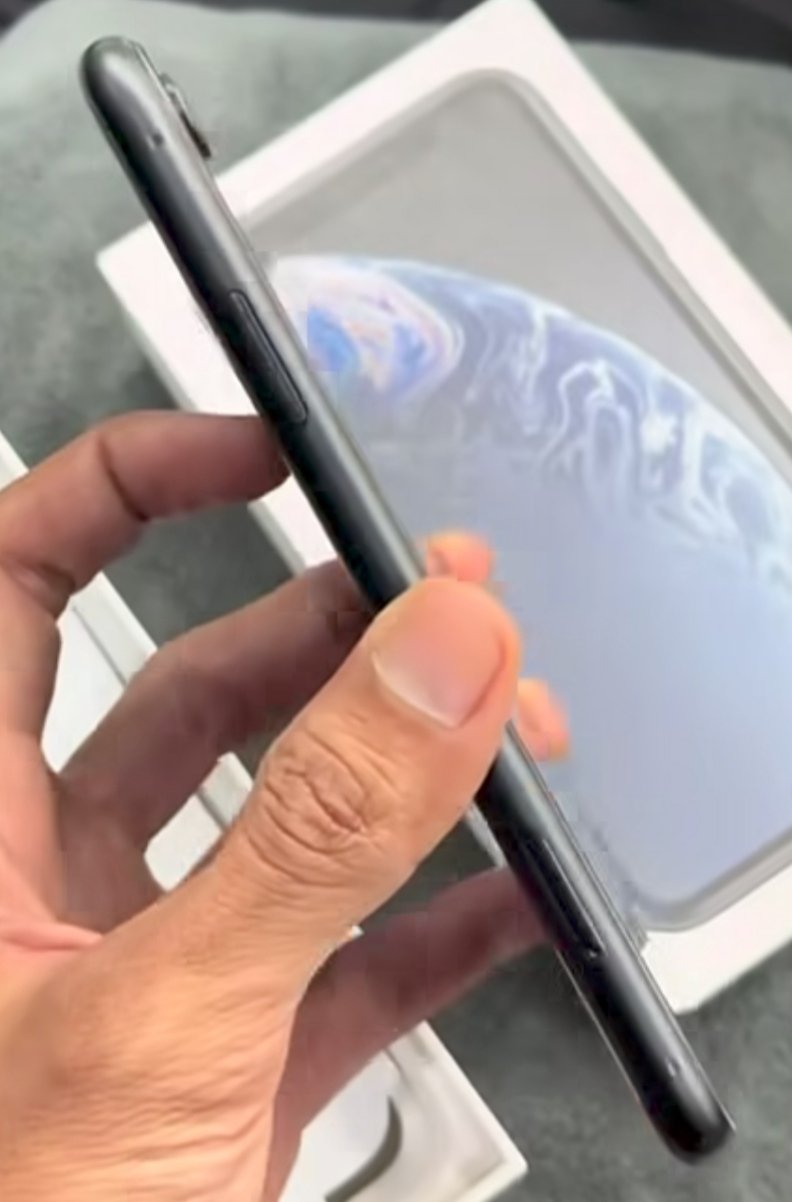 iPhone XR